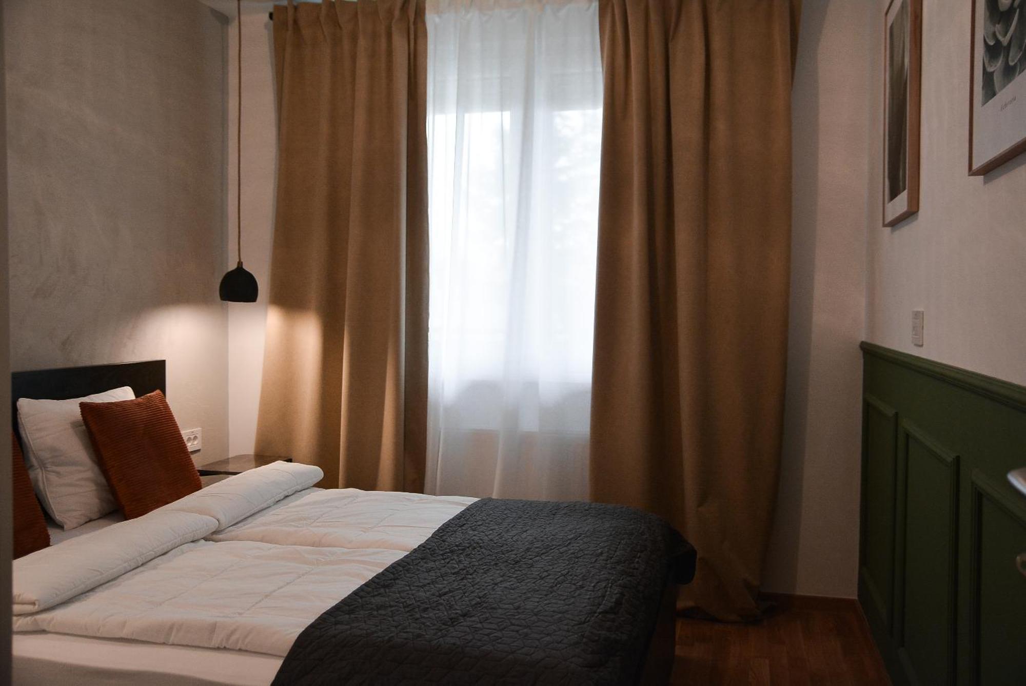 Crown Apartment 3 Суботиця Екстер'єр фото